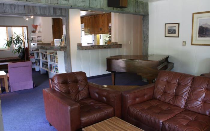 St Moritz Lodge and Condominiums