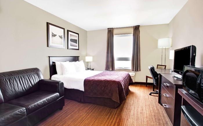 Super 8 By Wyndham Lachenaie/Terrebonne