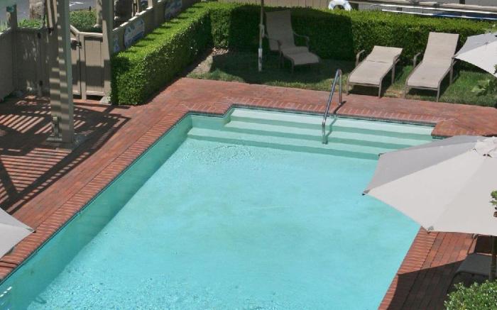 SENZA Hotel