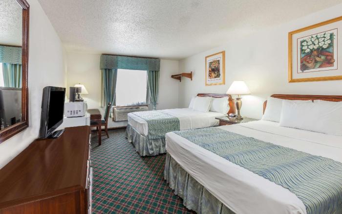 Super 8 By Wyndham Irving Dfw Airport/South