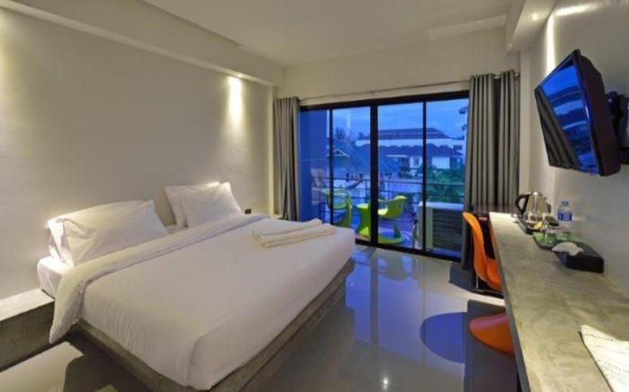 Riverside Hotel
