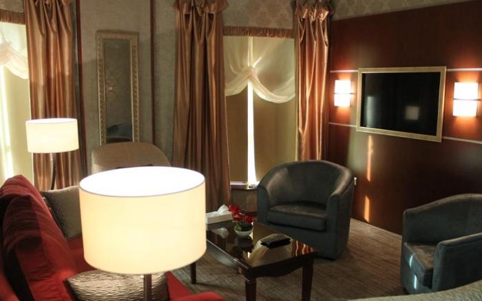 Kings Park Hotel