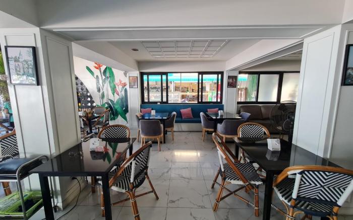 Opal House Hotel & Restaurant