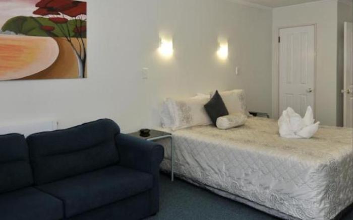 Asure Palm Court Motor Inn