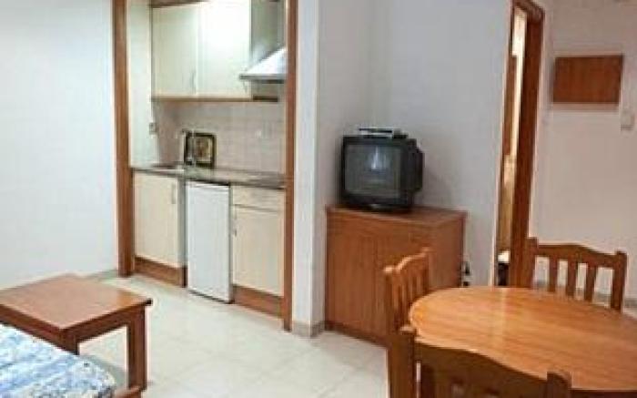 Apartamentos Royal