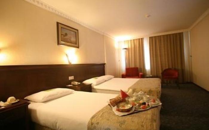 Asal Hotel