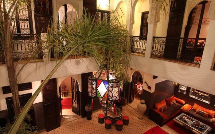 Riad La Porte Rouge By La Siredrah