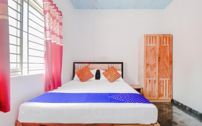 Super Santa Maria Near Indiranagar Metro Station