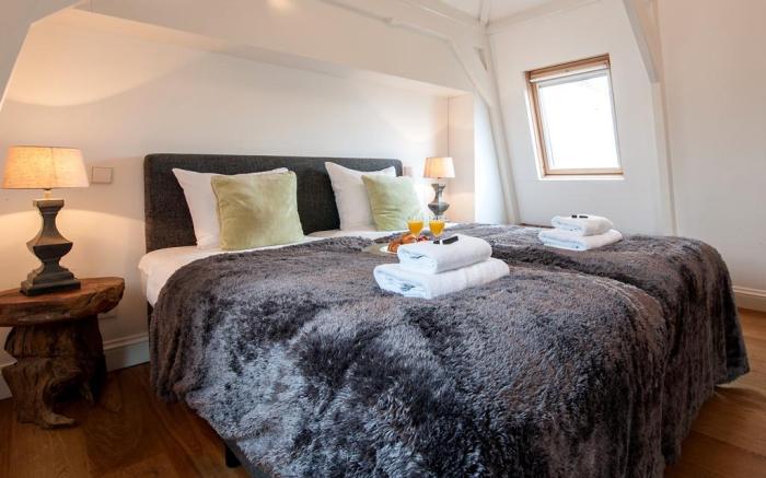 Vondelpark Apartment Suites