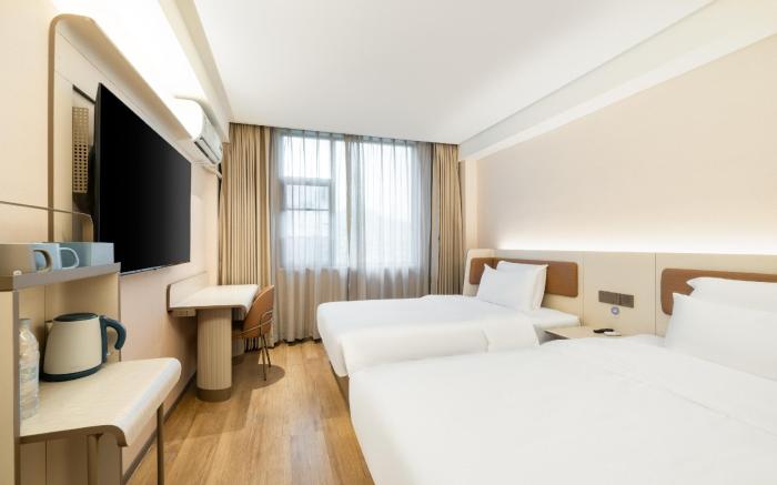 Hanting Hotel Guangzhou Tianpingjia Metro Station