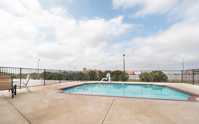 Hotel O Bien Venido Pearsall I-35