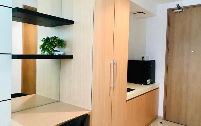 Romantic City View Treepark Apartement by Echa