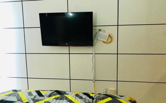 Romantic City View Treepark Apartement by Echa