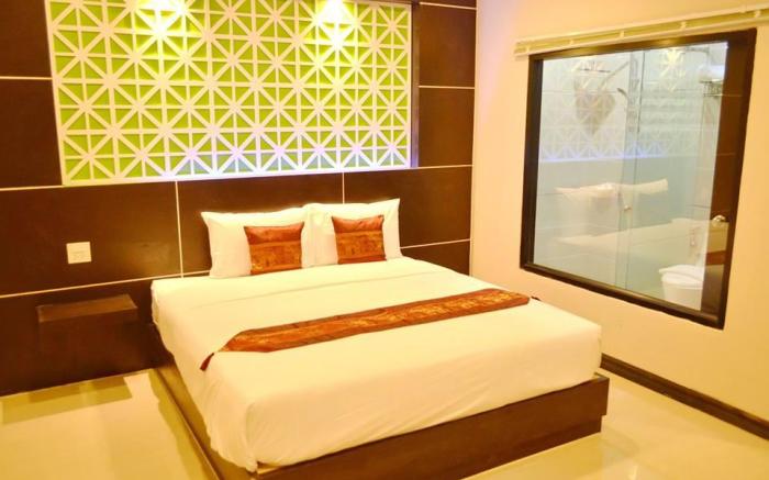ThatLuang View Hotel