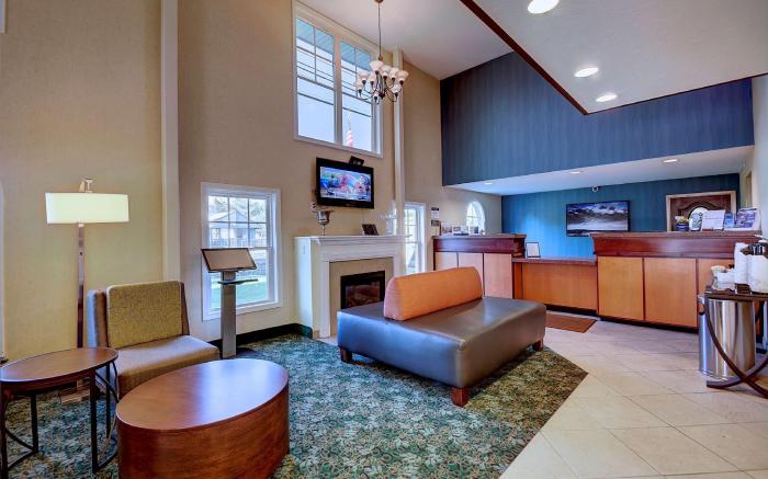 Best Western Plus The Inn at Hampton