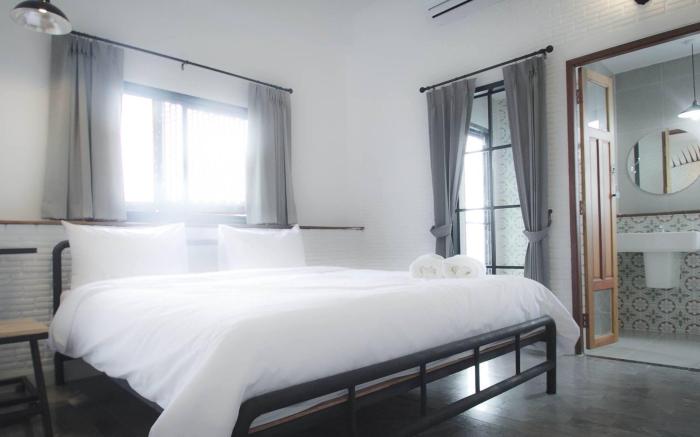 V1 Room Hotel