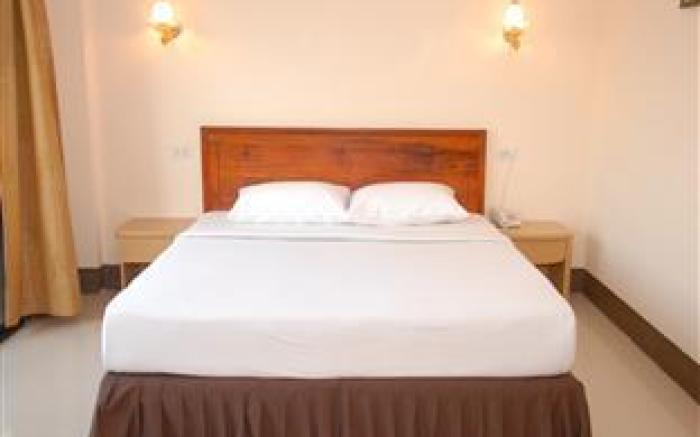 Chaleunehoung Hotel