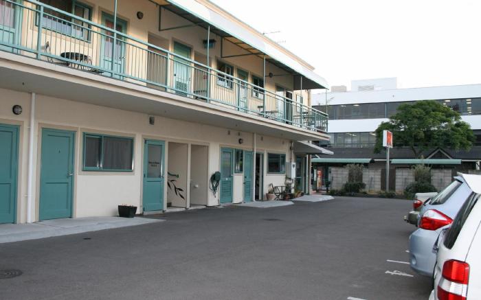 Astray Motel