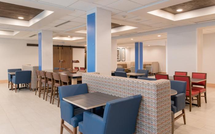Holiday Inn Express Hotel & Suites Columbia I-26 @ Harbison Blvd By IHG