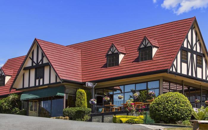 Village Family Motor Inn