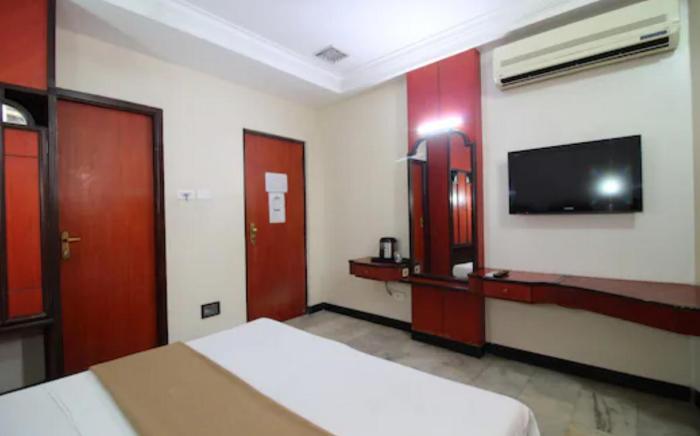 NAVEEN HOTEL IN COIMBATORE