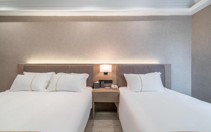 Rezen Select  Shanghai International Resort