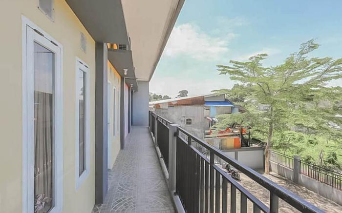 RedDoorz @ Pelangi Guest House Balikpapan