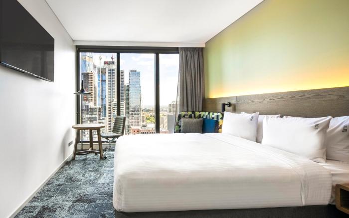 Holiday Inn Express Melbourne Little Collins By IHG