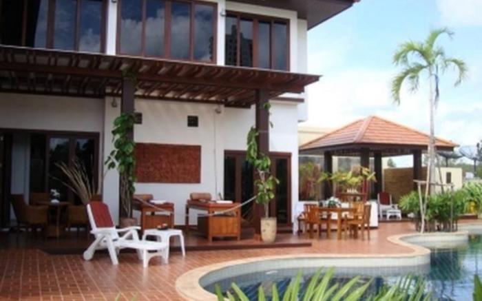 The Royal Tropical Beach at VIP Chain Resort