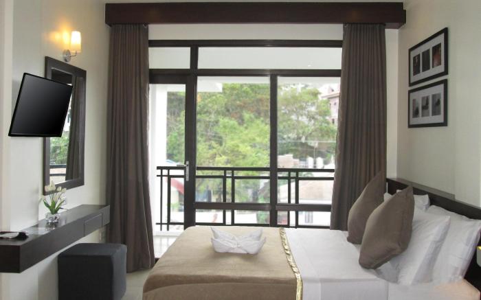 One Crescent Place Hotel