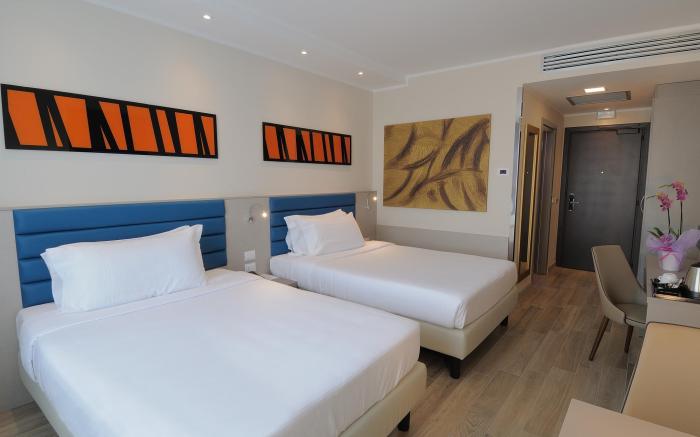 IH Hotels Milano Lorenteggio