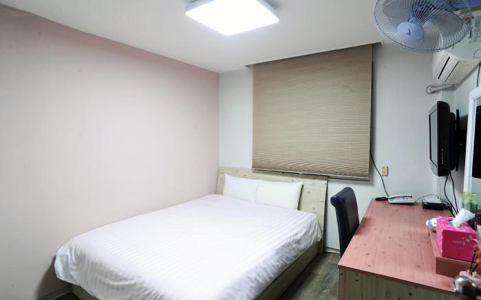 Goodstay Saewha Hostel