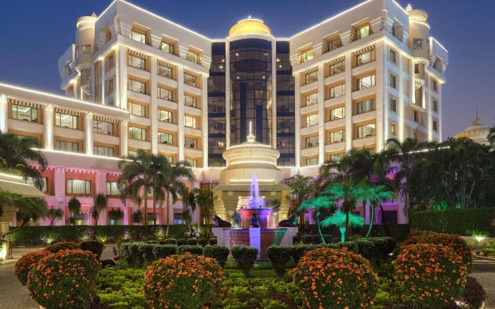 Hotel Swosti Premium