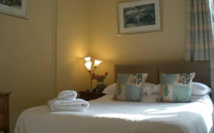 Wynnstay House