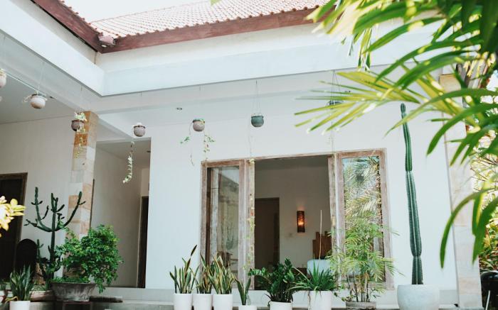 Cat Cow Villa A Place to Relax in Heart of Canggu 