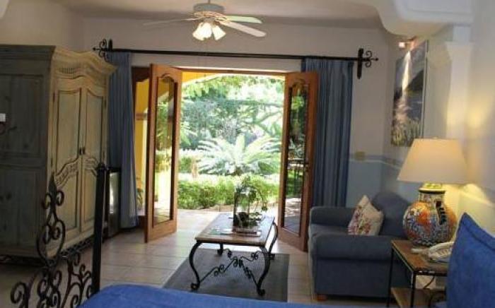 El Encanto Inn & Suites