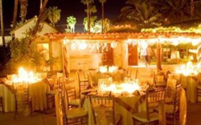 El Encanto Inn & Suites