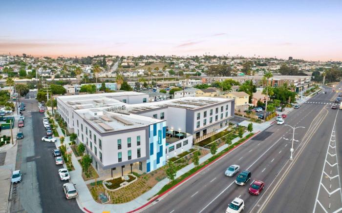 Fairfield Inn & Suites San Diego Pacific Beach