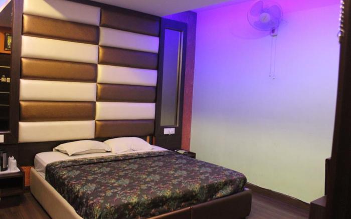 Hotel Mittaso "Where luxury meets budget"