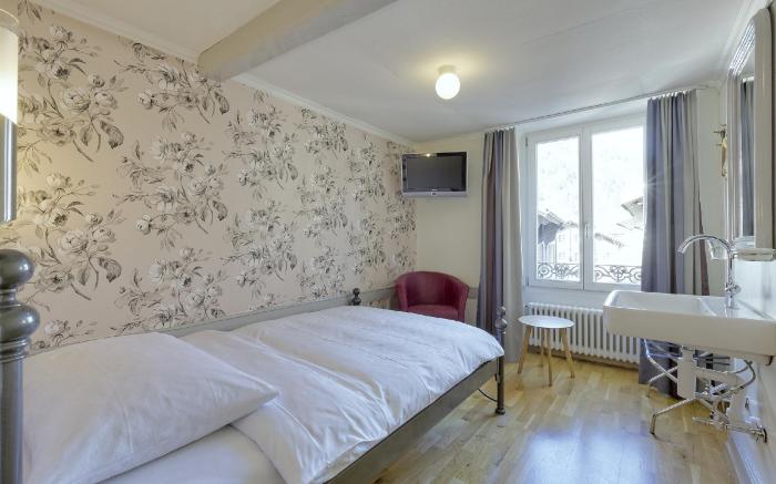 Alplodge Hostel