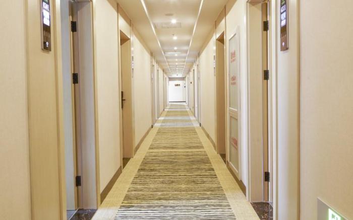 GreenTree Inn Exhibition Center University Road Hotel