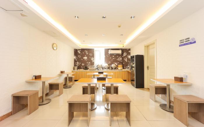 Elan Inn Jingpin Wuhu Economic Development Zone Baixian Plaza Bo'erka