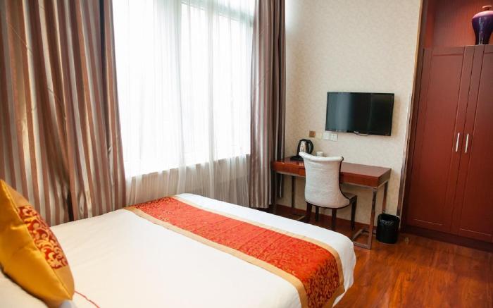 Hi Inn Shanghai Dongan Road Metro Station