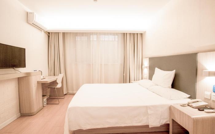 Hanting Hotel Beijing Changchun Street