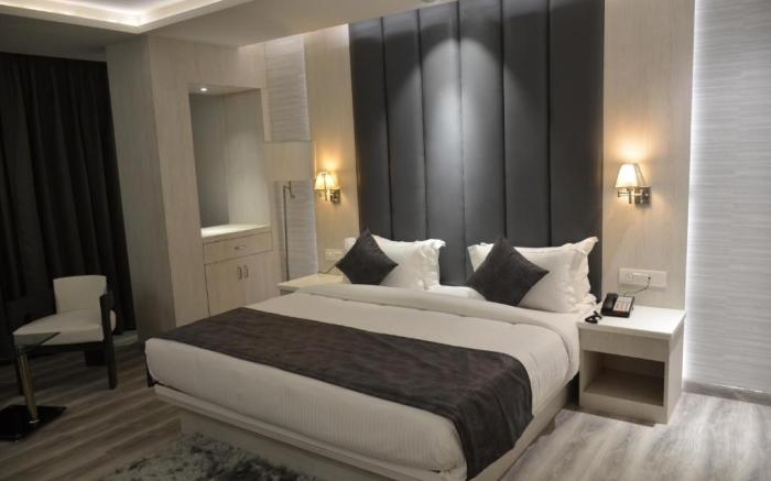 Hotel Radiance