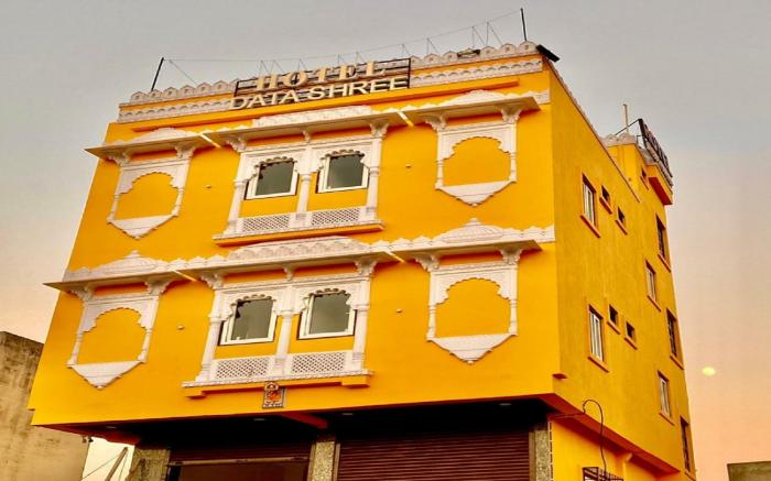 Hotel O Data Shree