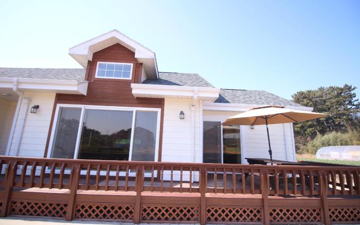 Mongsanpo High Beach Pension