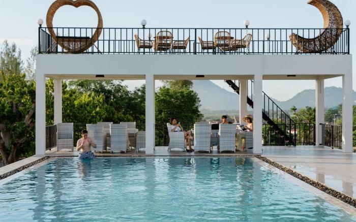 Thongsuk Pool Villa Pranburi