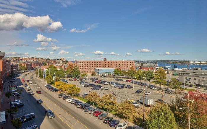 Aloft Portland Downtown Waterfront ME