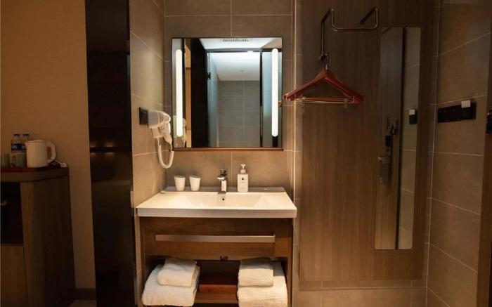 Hanting Hotel Zhengzhou Shakou Road
